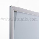 Cadre Clic-Clac Profil 25mm à coller sur vitrine. Face avant avec plexi anti-reflet. Altumis