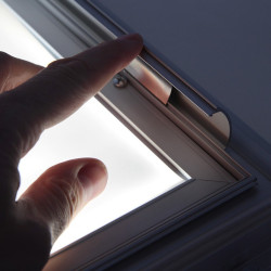 Vitrine d'affichage extérieure lumineuse (LED) : Premium. Clip de fixation. Altumis