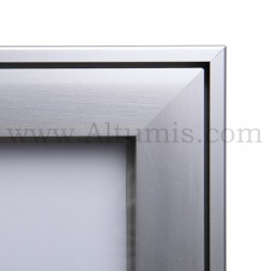 Vitrine d'affichage d'intérieur Standard fond magnétique. Profil Aluminium S : 23 x 41 mm